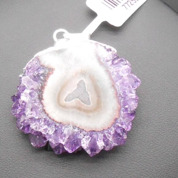 Pendant- Druzy Geode Amethyst, 52.50 ctw - Picture 3 of 7